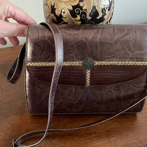 Margaret J Handbags - Like new brown purse. Leather upper. Manmade inner.  Made in Spain. Margaret J.